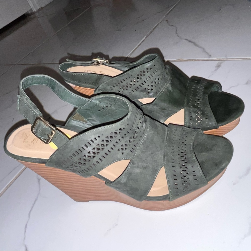 Wedge heel